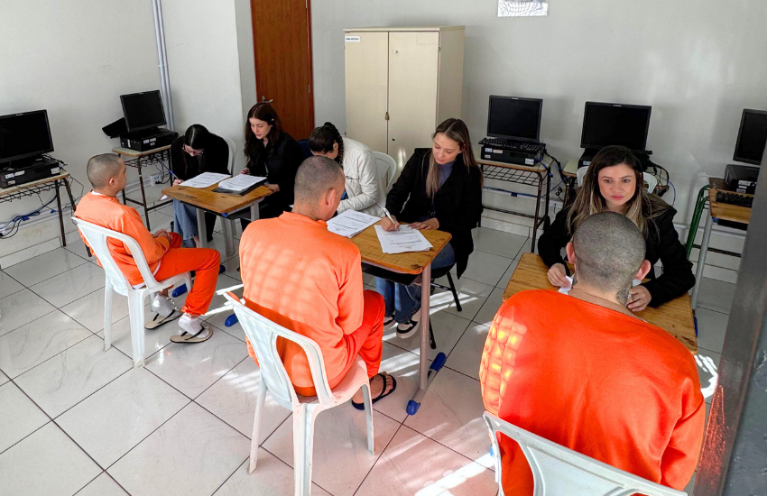 Comarca de Siqueira Campos realiza visita institucional à Cadeia Pública de Wenceslau Braz